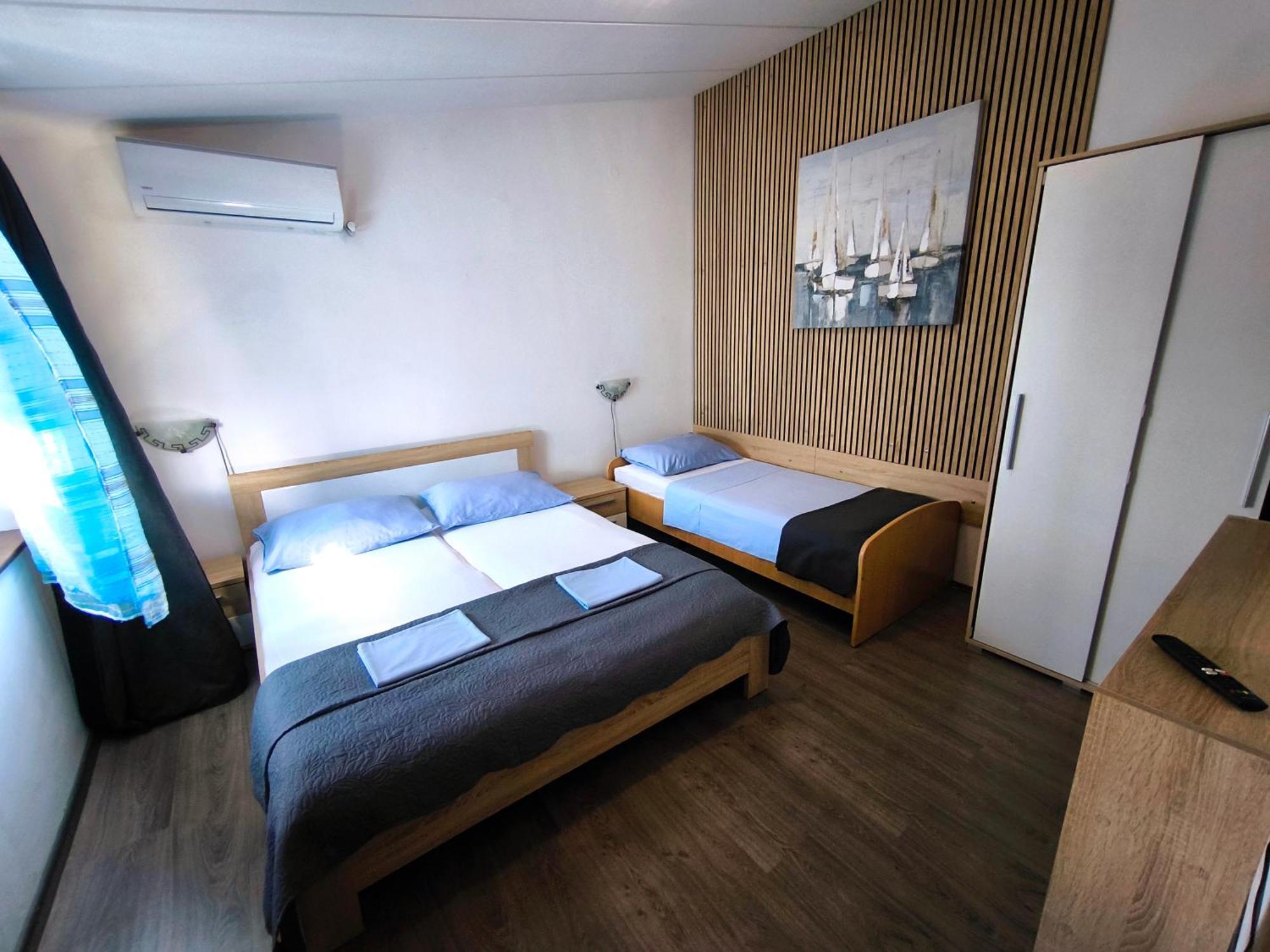 Apartmani Andrea Pula Habitación foto