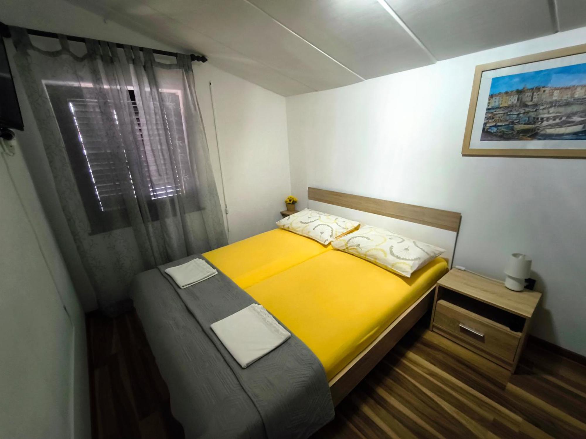 Apartmani Andrea Pula Habitación foto